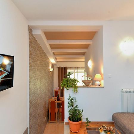 Apartments Voltica 1049 Rovinj Extérieur photo