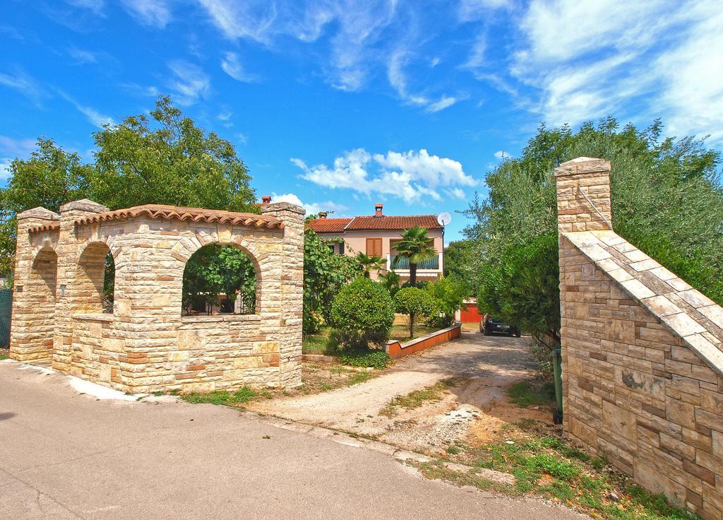 Apartments Voltica 1049 Rovinj Extérieur photo