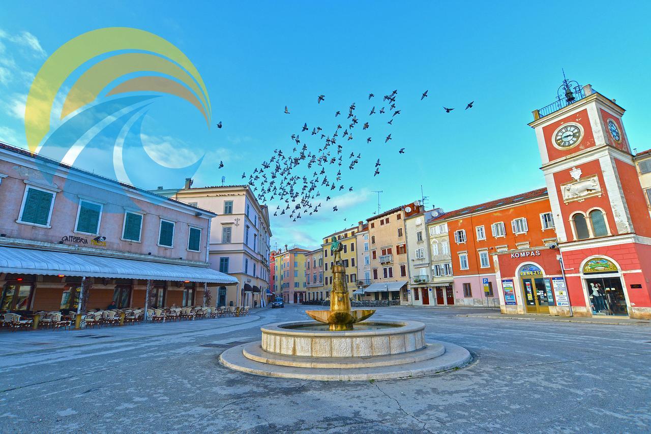 Apartments Voltica 1049 Rovinj Extérieur photo