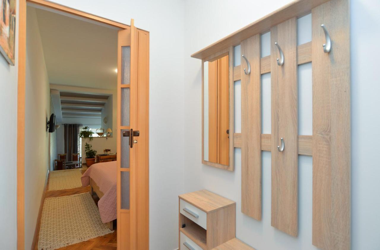 Apartments Voltica 1049 Rovinj Extérieur photo