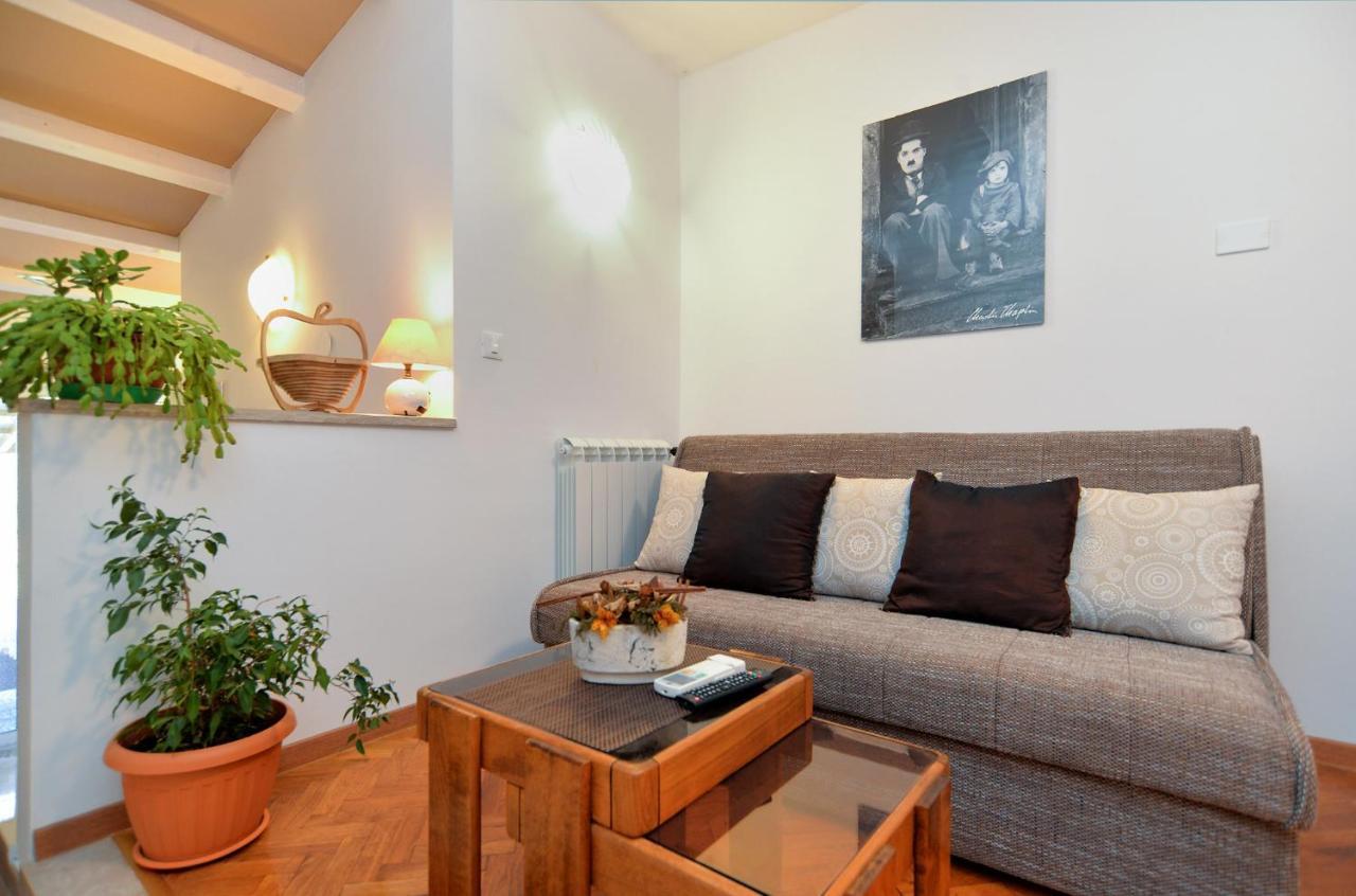 Apartments Voltica 1049 Rovinj Extérieur photo