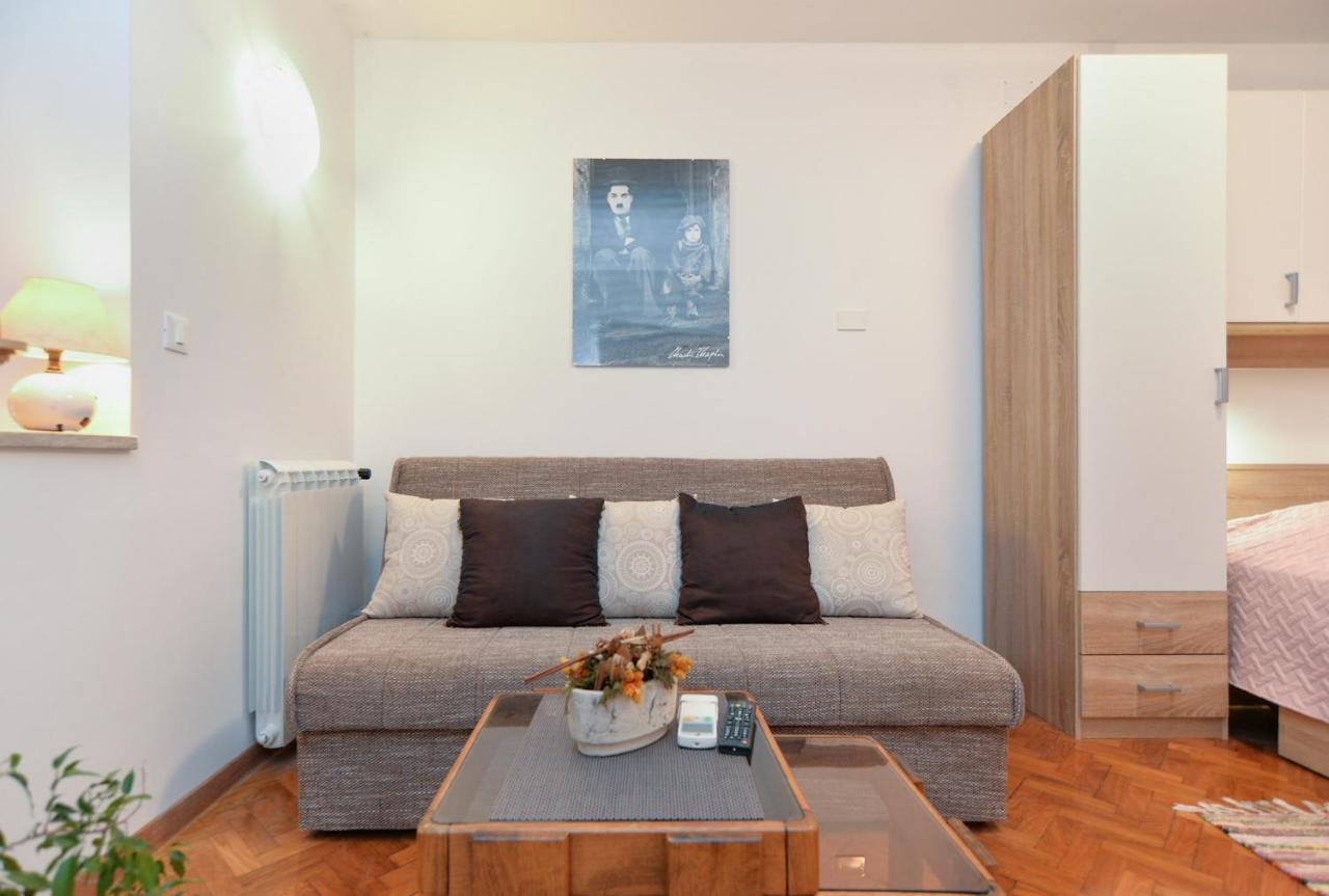 Apartments Voltica 1049 Rovinj Extérieur photo